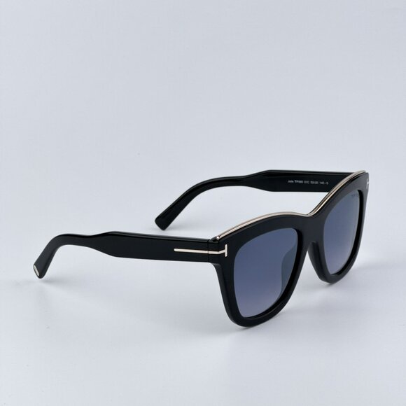 Tom Ford Women BRAND NEW Sunglasses JULIE Black Gradient Smoke Cat Eye FT0685 main image 8